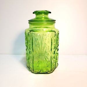 LE Smith Imperial Atterbury Scroll Green Glass Canister 9" Apothecary Jar.